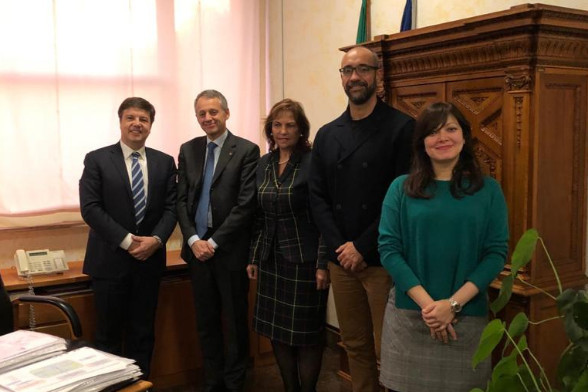 Reunión 20-11-2018 entre el Embajador y el Decano de la Facultad de Economía - Universidad Sapienza de Roma